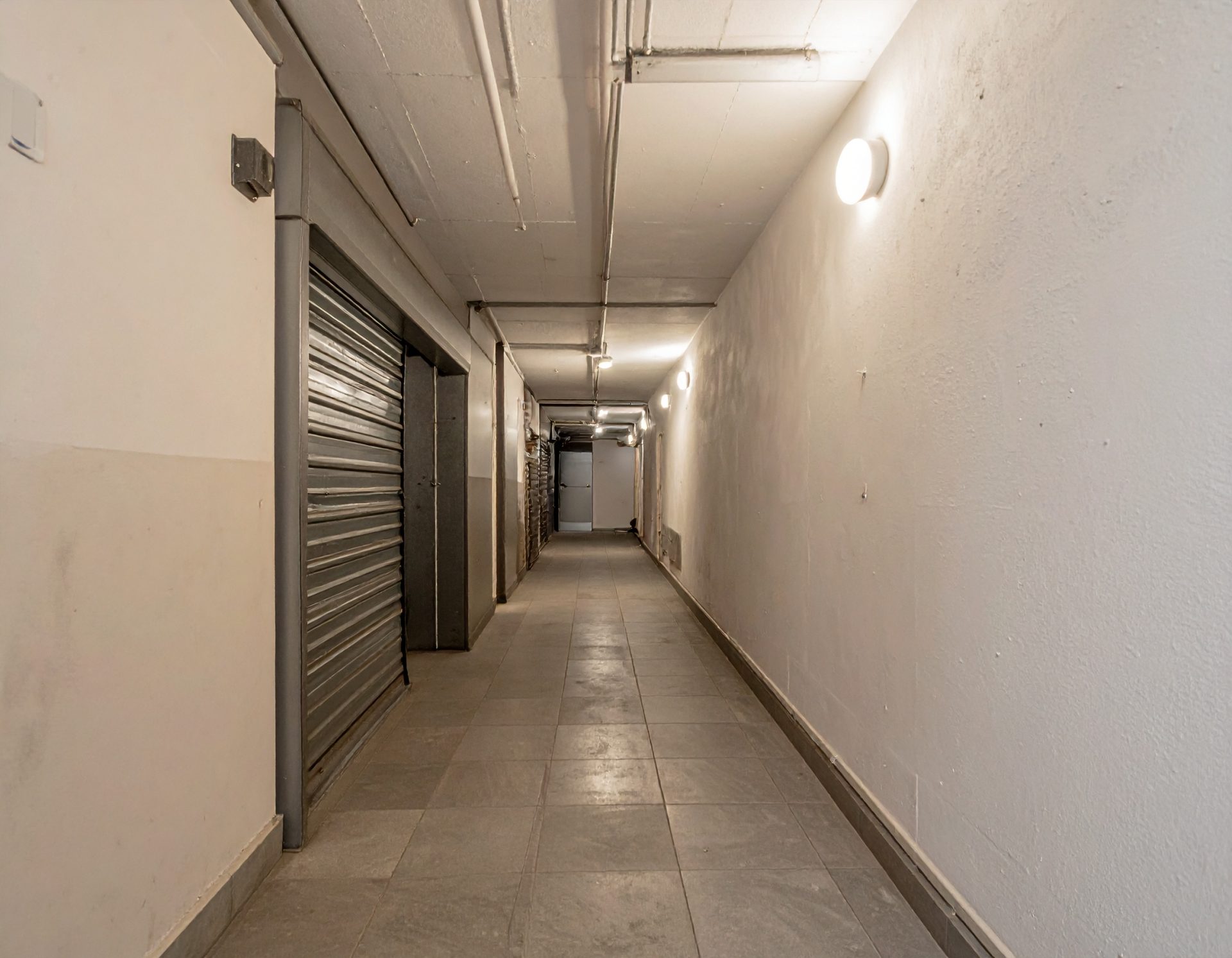 belysningsstyrning källargång